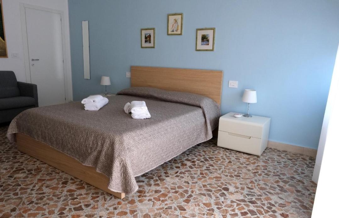בארי Sole & Luna Guest House מראה חיצוני תמונה