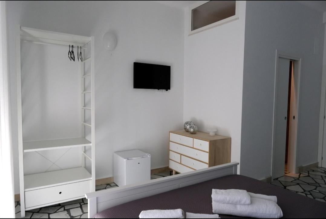 בארי Sole & Luna Guest House מראה חיצוני תמונה